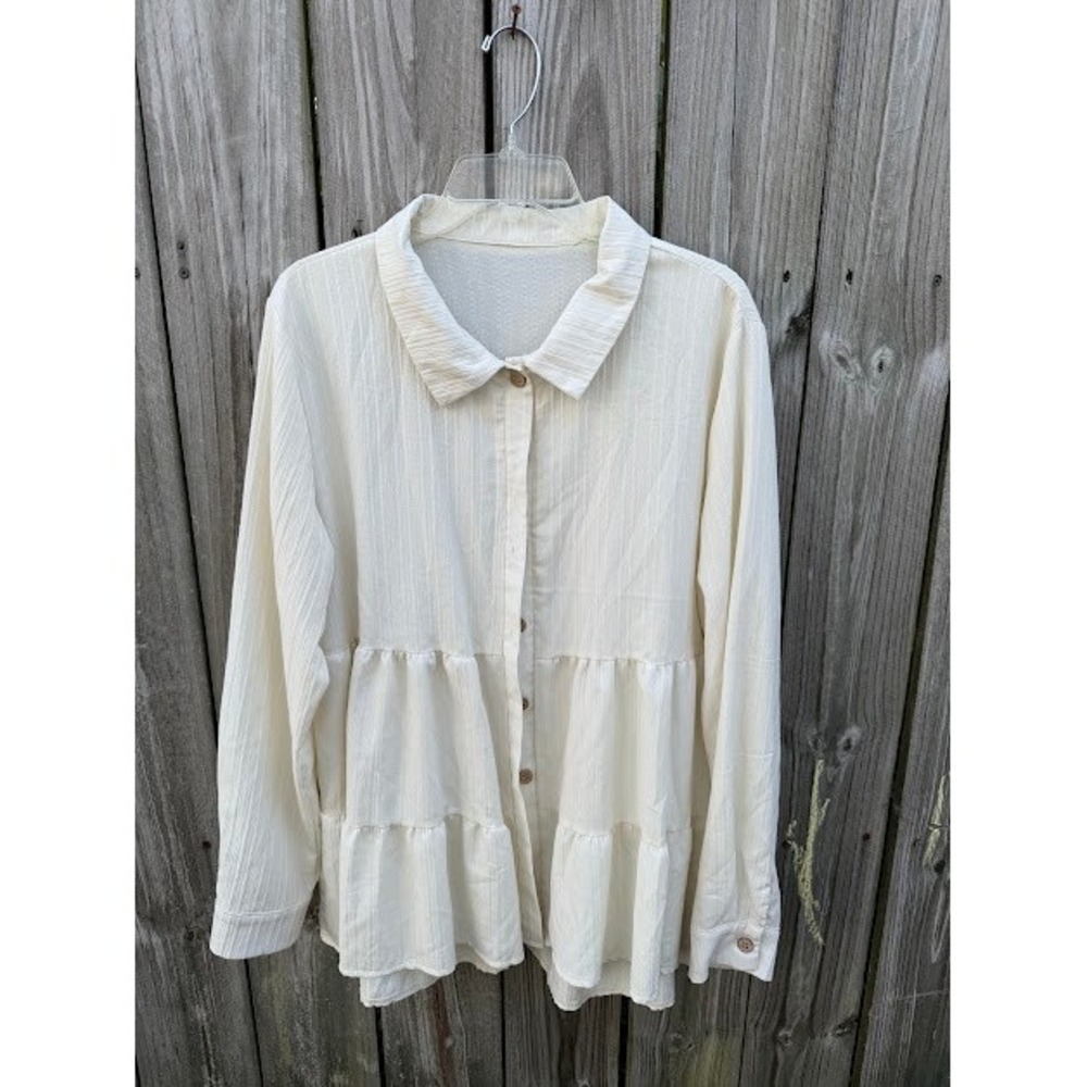 Boho Cottagecore Unbranded Tiered Ruffle Tunic XXL Cream Textured Button Up Top